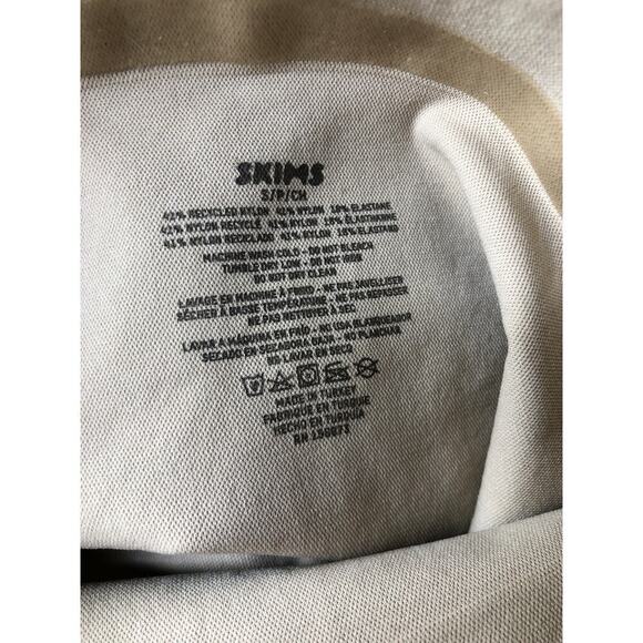 SKIMS Seamless Sculpt High Waist Thong Compression Shapewear Clay Tan Small NWOT - Picture 5 of 7